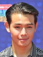 How tall is Ryan Potter?